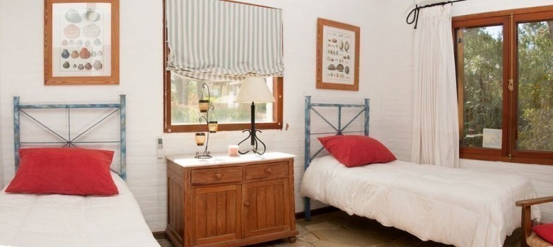 Excelente casa en alquiler en La Barra con piscina climatizada